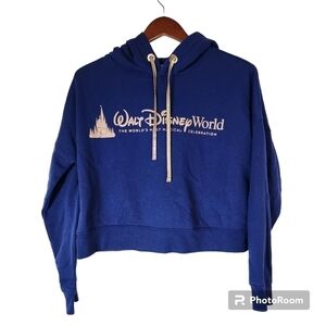 WALT Disney World 50th Anniversary Women’s Med. Cropped Hoodie Navy Sweatshirt